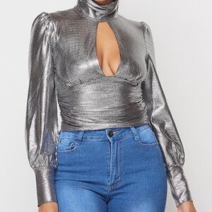Hera Collection Metallic Silver Keyhole Blouse